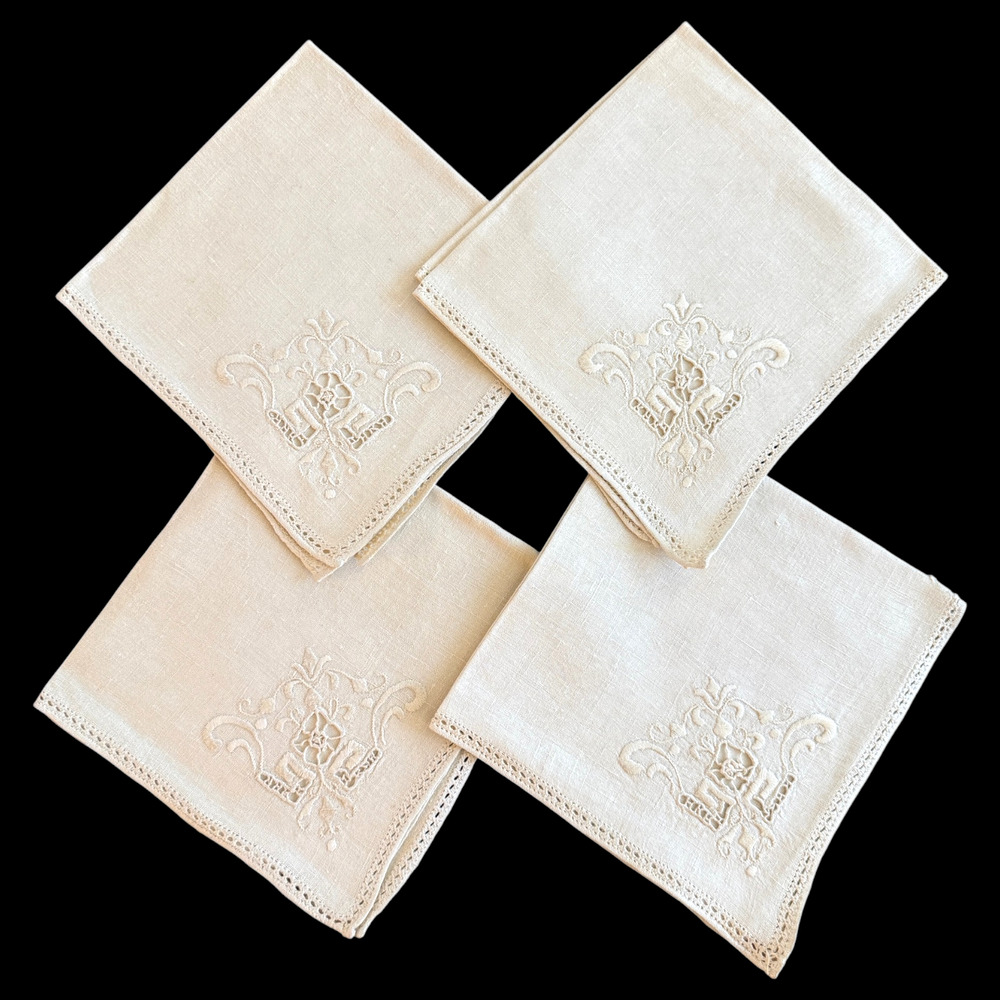 Set of 4 Vintage Ecru Linen Dinner Napkins Embroidered Cutwork Hemstitch 16" MCM